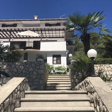 By The Sea Mali Losinj Apartment