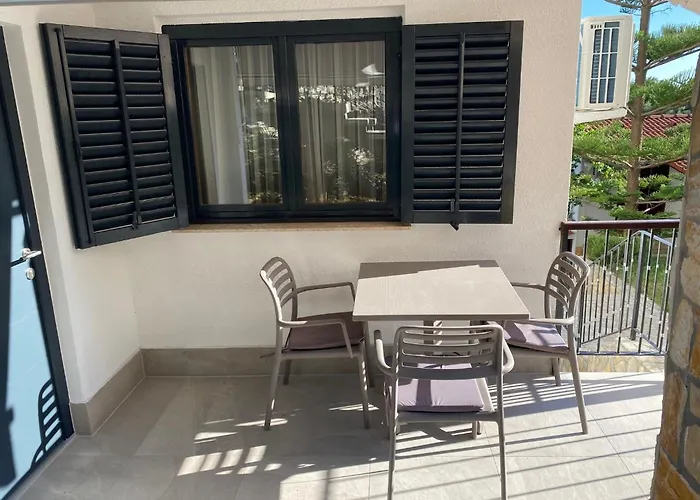 Apartment By The Sea Mali Losinj Veli Losinj