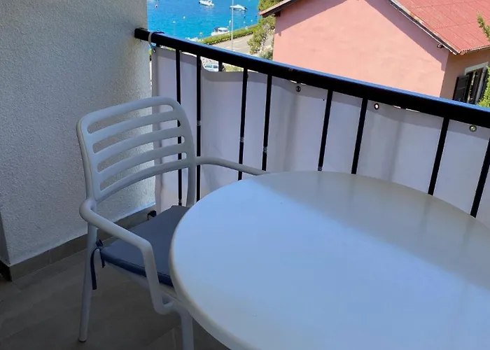 Apartment By The Sea Mali Losinj