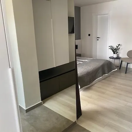 By The Sea Mali Losinj Apartament *