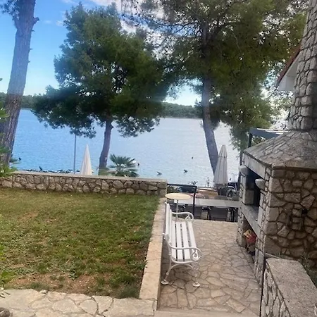 By The Sea Mali Losinj Apartman Veli Lošinj