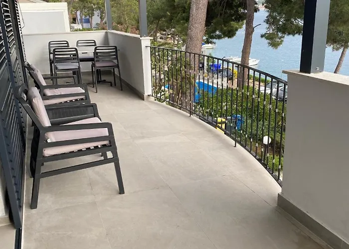 By The Sea Mali Losinj
